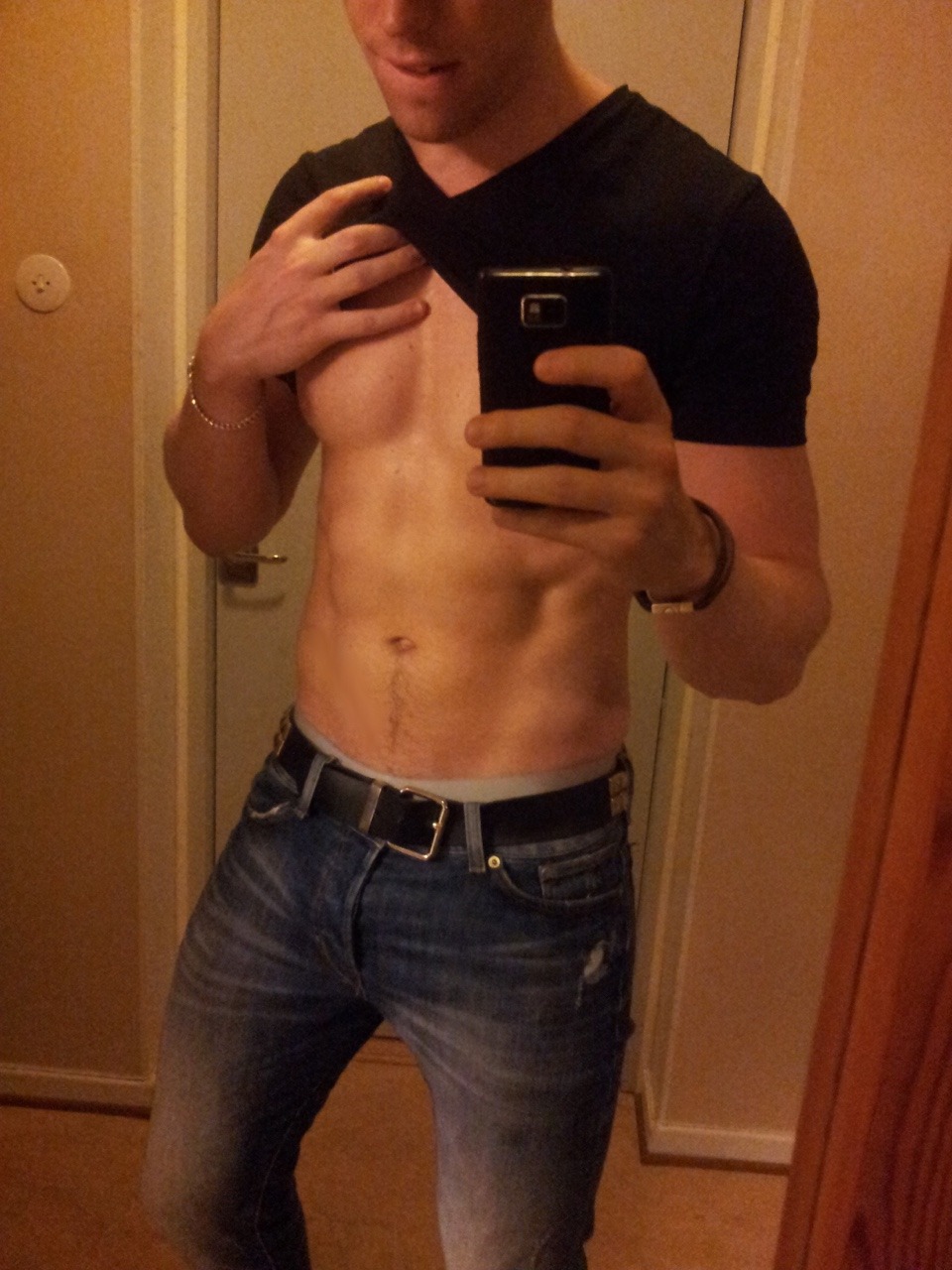 texasfratboy:  hot striptease and sweet underwear bulge!