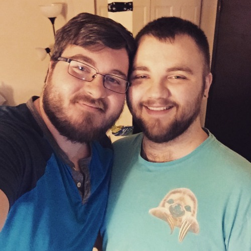 the-light-arrow:  smarmygibberish:  I got to visit @the-light-arrow :D short visit but had a really good time (aside from possibly spraining/breaking my ankle lol)  I’m so happy we finally got to meet! Haha. Just wish it lasted longer.