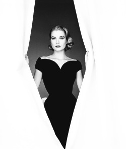 hollywoodlady:  Grace Kelly photographed