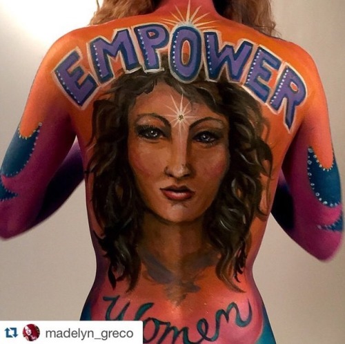 Yes #Repost @madelyn_greco with @repostapp. ・・・ Detail from my class demo today… creating a face. #b