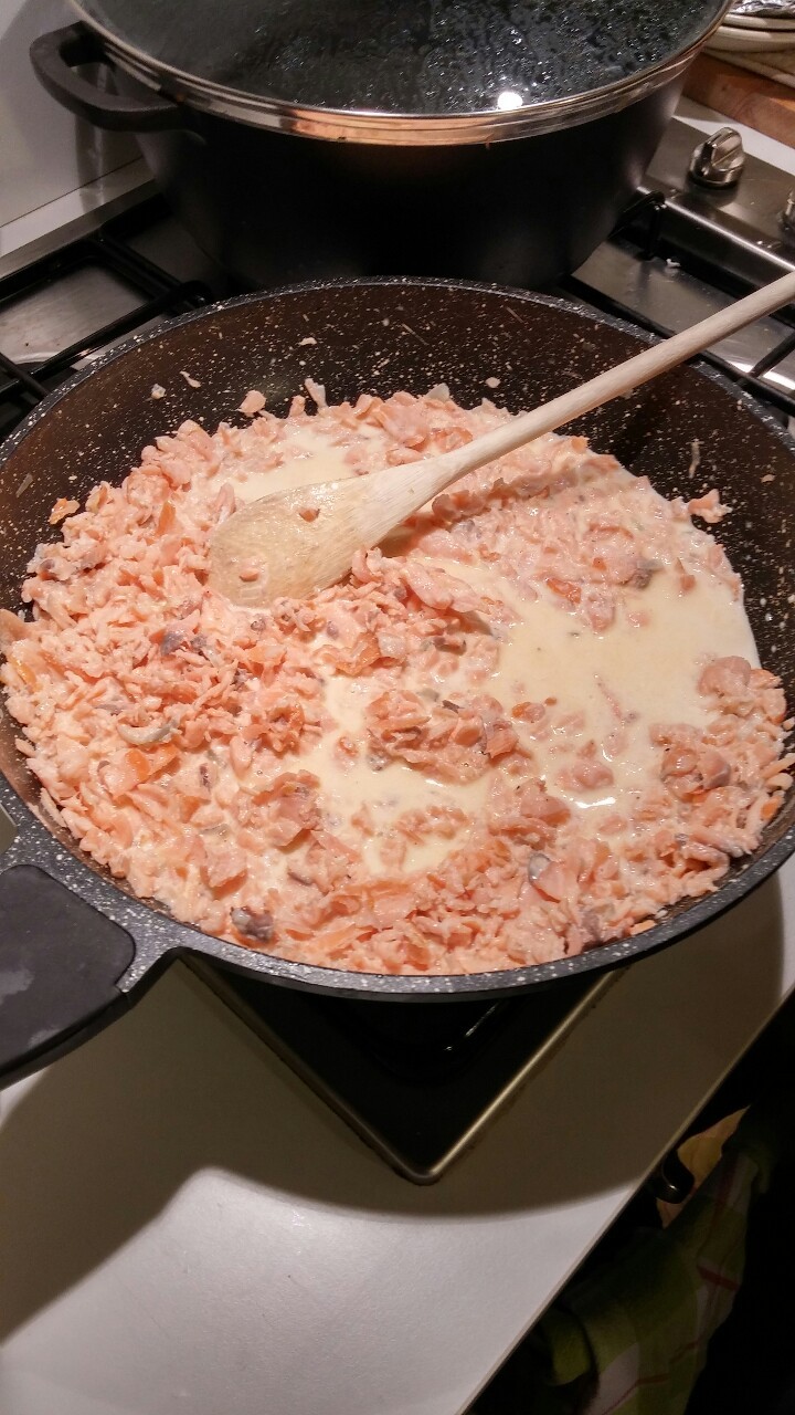 Delicious dinner at my place&hellip;  All salmon based&hellip;  salmon pasta