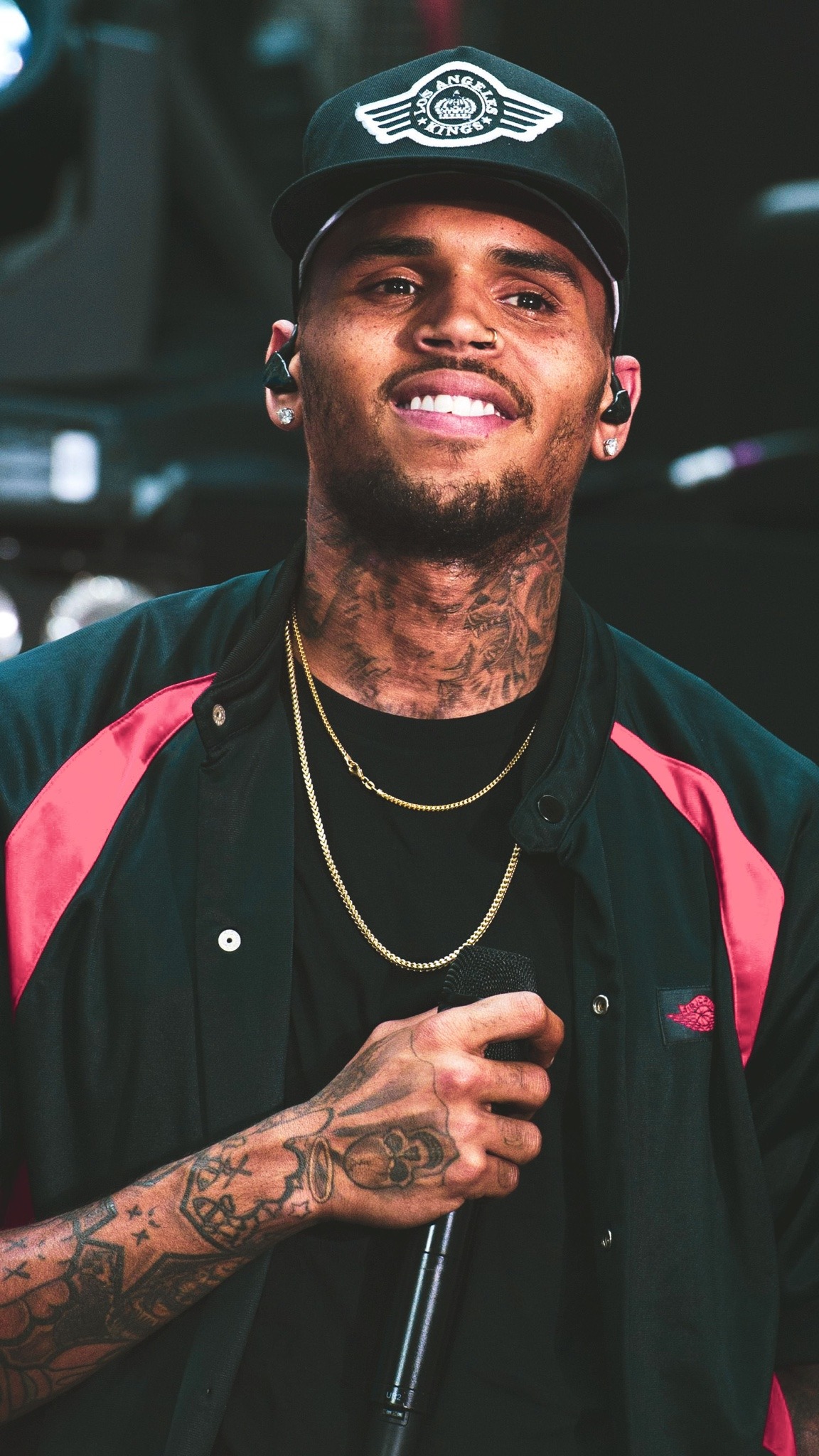 Chris Brown Iphone Wallpaper Explore Tumblr Posts And Blogs Tumgir<script async src=