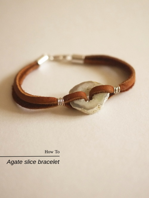 DIY Easy Agate Slice Bracelet Tutorial from Bead it & Weep. I like how earthy and simple this br