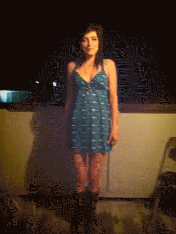daddyslittlewankbait:  She thinks she’s just playing around - your safe to flirt