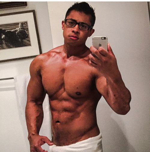 808hapa734:  Denevin, I want you!!  Hot as fwak!!!  