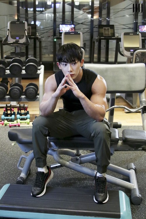 official-wonho: [PHOTO] 원호(WONHO) Men’s Health March Issue Pictorial BEHINDSource: Wonho Official V 