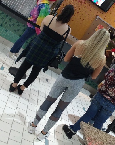 Candid Mall Booty Tumbex