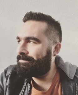 beardburnme:  azuldemetileno Instagram