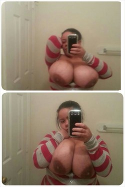 hugeheavytits:  hugeheavytits: http://hugeheavytits.tumblr.com/