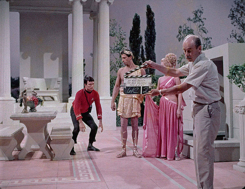 oldschoolsciencefiction:I love these pictures of Desilu staffer Bill McGovern slating scene after sc