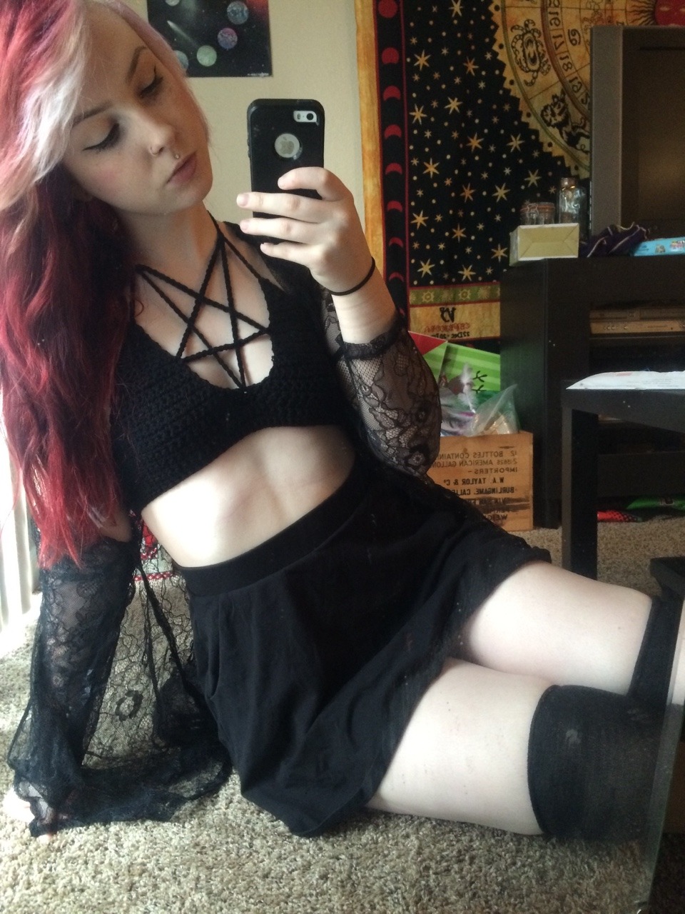 rain-boii:  Just had a lil photo shoot. This is my favorite outfit as of now. Instagram-