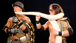 rwfan11:  ….what do you do when he puts his snake in your face?! :-)