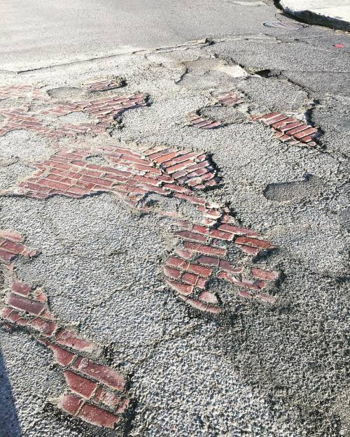 Glimpses into the past #Spokane #brickstreets