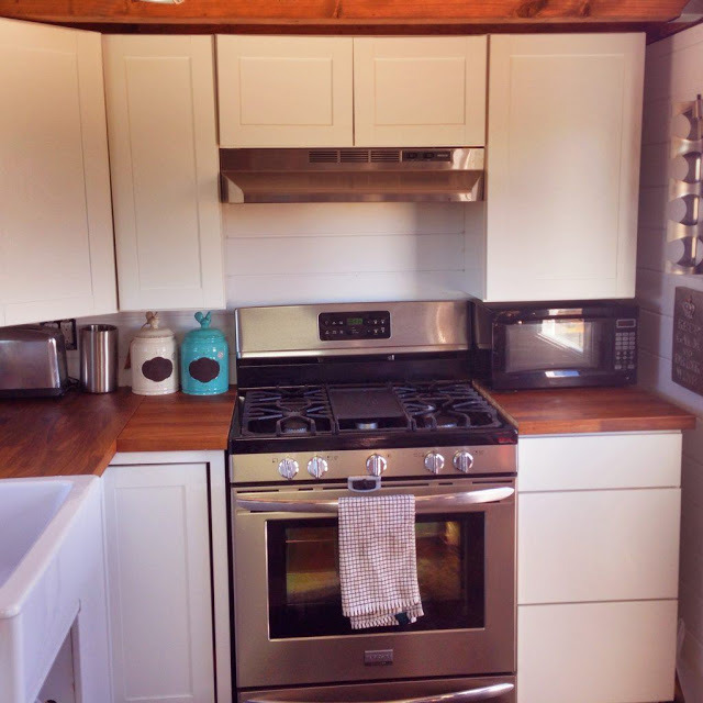 dreamhousetogo:  By MitchCraft Tiny Homes