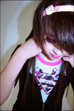 Owwww So nice teen gurl :) love the pink makeup for a cute femboy