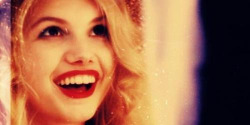 letmeliftfromtheground:  Skins Challenge: Day 2  Your favorite generation 1 character.  Cassie. She’s lovely.