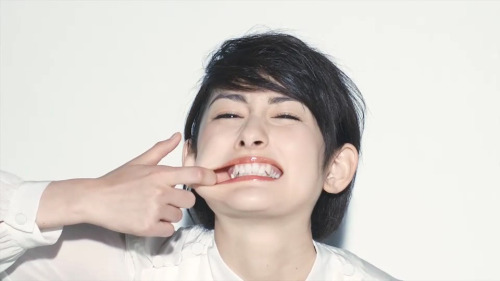momoiroclover:  (TVCM GALLERYから)