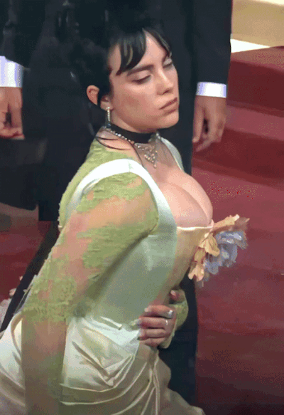 Billie Eilishwhat a really stunning dress! #billie eilish#brunette#sexy#cleavage#downblouse#boobs#big tits #lady in green