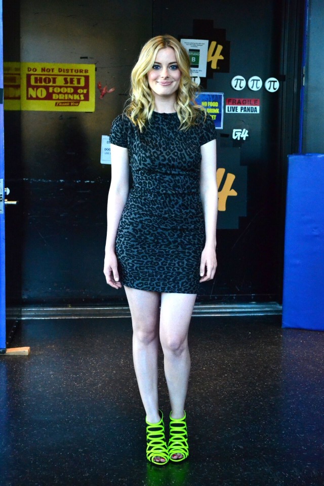 celebridude:Gillian Jacobs adult photos