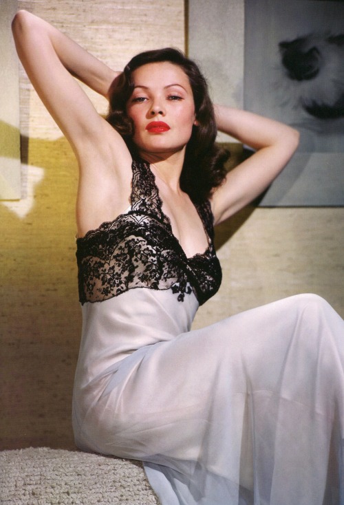 Porn aladyloves:  Gene Tierney photographed by photos