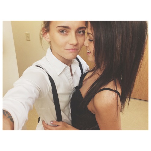 another–mystery:  & you’re my favorite kind of night. 🌑