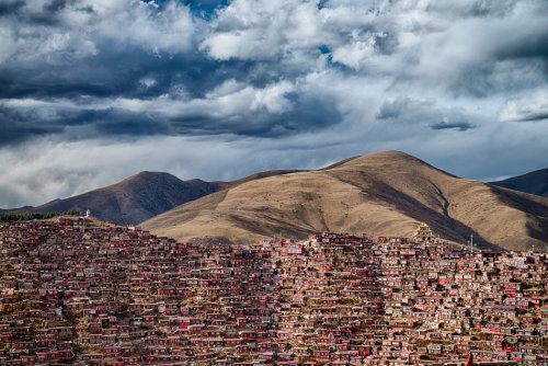 nubbsgalore:located in the remote, mountainous area of china’s garze tibetan autonomous prefecture, 