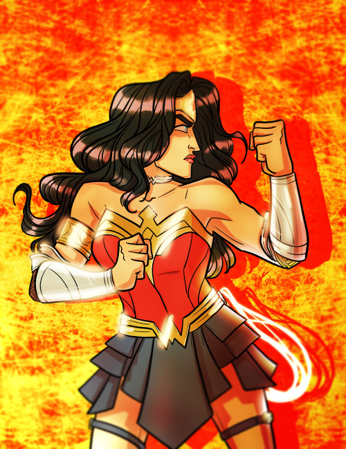 Been meaning to get around to this pic for a whole month now!  Anyways, here’s Wonder Woman in a mas