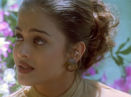 love-indian-actress:Jeans (1998)