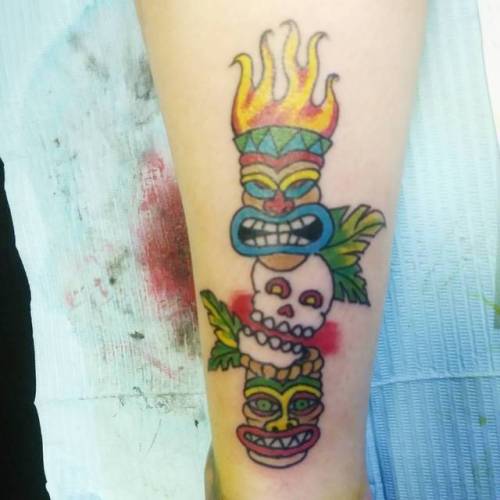 Recent tattoo. Thanks Gabby!    #ink #tattoos #chelsea #boston  #ravenseyeink #tattoo #color  #skull #tiki (at Raven’s Eye Ink)