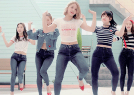 cengxiao:  high heels mv teaser â™¡ 
