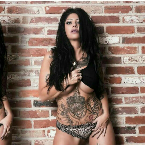 tattoogirls66: love this tattooed beautys - tattoogirls66.tumblr.com here only adultFREE pics