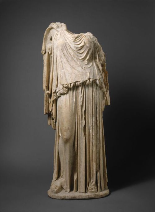 spoutziki-art: Marble statue of Eirene (the personification of peace) - Roman copy of Greek original