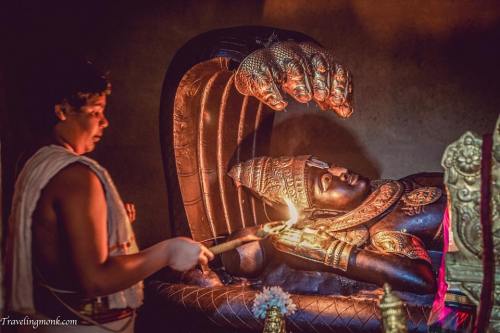 Worshipping the Lord Vishnu , Tamil Nadu, photo by Indradyumna Swami