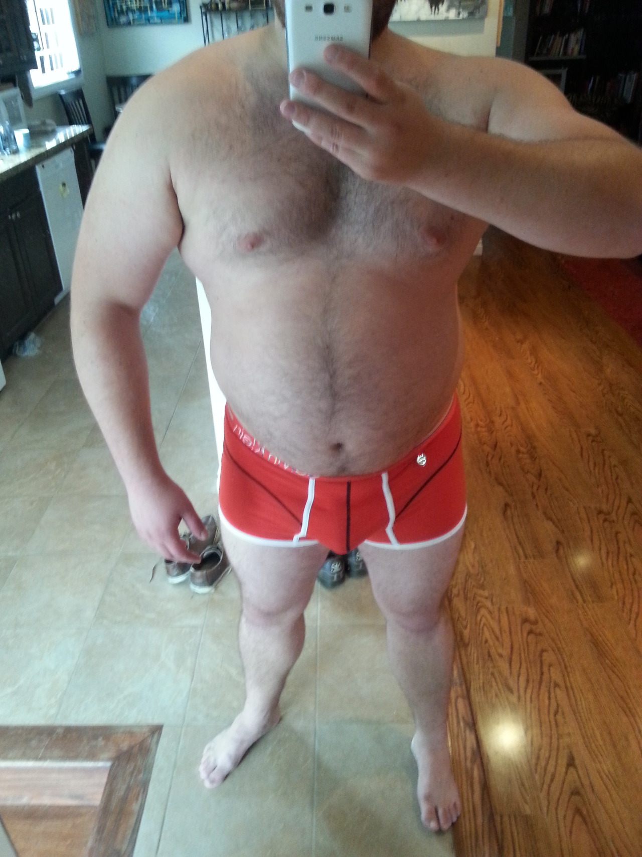 campusbeefcake:  spartacubs:  truenorthstrongfree:  More tummy tuesday. &gt;.&gt;