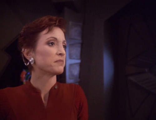 chroniclesofkanarnia: Major Kira Nerys: The most badass Bajoran in the galaxy