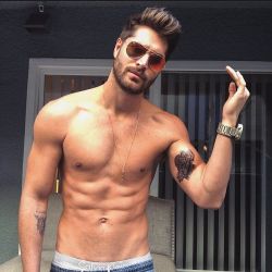 nickbatemanfan:  @nick__bateman: N E W Ink 