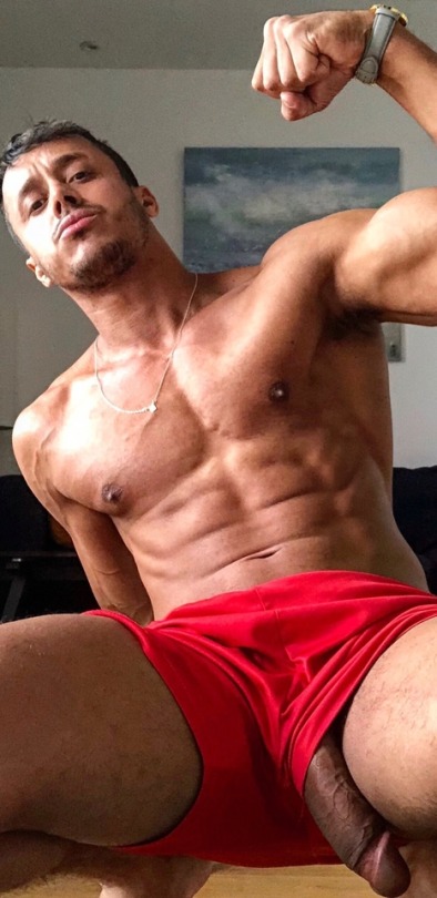 i-am-a-man-i-love-men:       