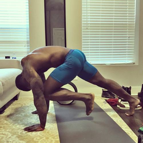 charlibal:Morning Workout Distractions