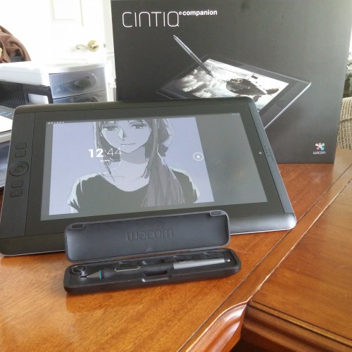 caffeccino:  I’m selling my Cintiq Companion Hybrid! This thing is seriously great, but I need a bit more functionality that the newer Companions offer, so I’m trying to part with this one. The Hybrid doubles as a cintiq and an Android tablet, which