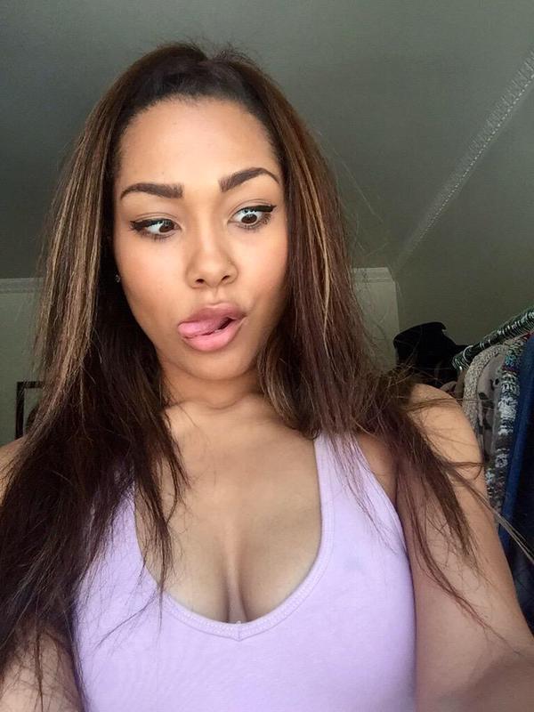 hemifever: curtflirt509:   justcurtisthoughts:  Parker McKenna Posey A.K.A Kady Kyle