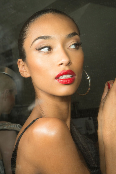 lovereply:   anais mali backstage @ jean paul gaultier ss13 