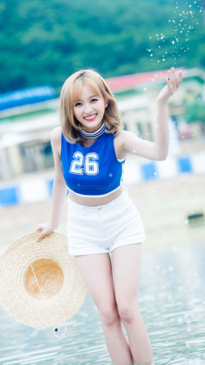 Xuan Yi (WJSN) wallpaperslike/reblog if you save/use