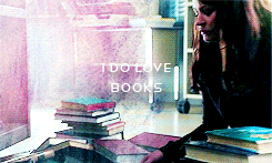 bellefrnch:Belle French Meme: one persona → Belle [1/1]