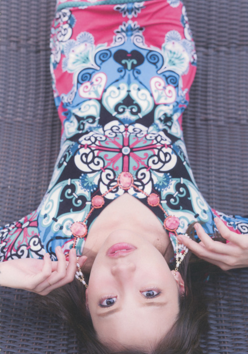 voz48reloaded:  Nagao Mariya 1st Photobook 「Utsukushii Saibo」