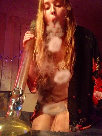 interplanetaryconnections:  I want to lounge around in robes and blow rings with