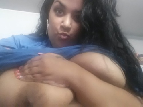 xoxoxomona69:  just another day at work 💋😜  What I wouldn’t give to work with xoxoxomona69 but I probably get fired cause I’d be watching her instead of working