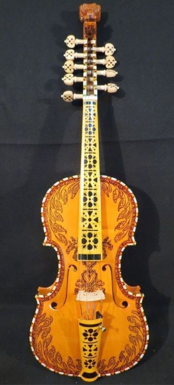 frettedchordophones:NorwegianHardanger Fiddle (or in norsk Hardingfele)Lardy’s Chordophone of the da