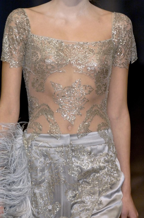 girlannachronism - Alexander McQueen spring 2007 rtw details