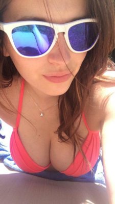 bikini-selfies:  Nice view