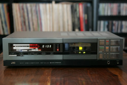 cassetteplayers:  JVC, DD-V9, TOP OF THE